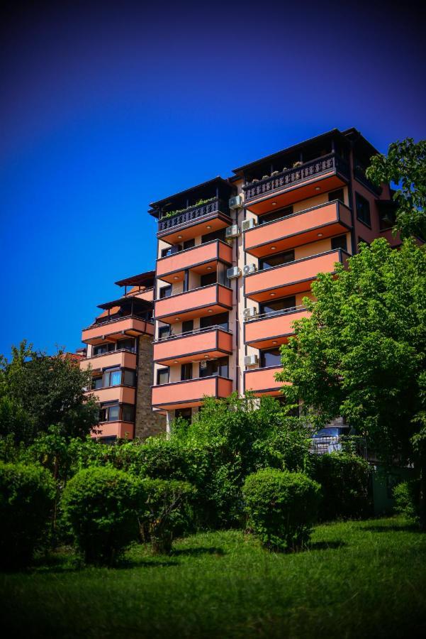 Medius Park Apartment Sandanski Eksteriør billede